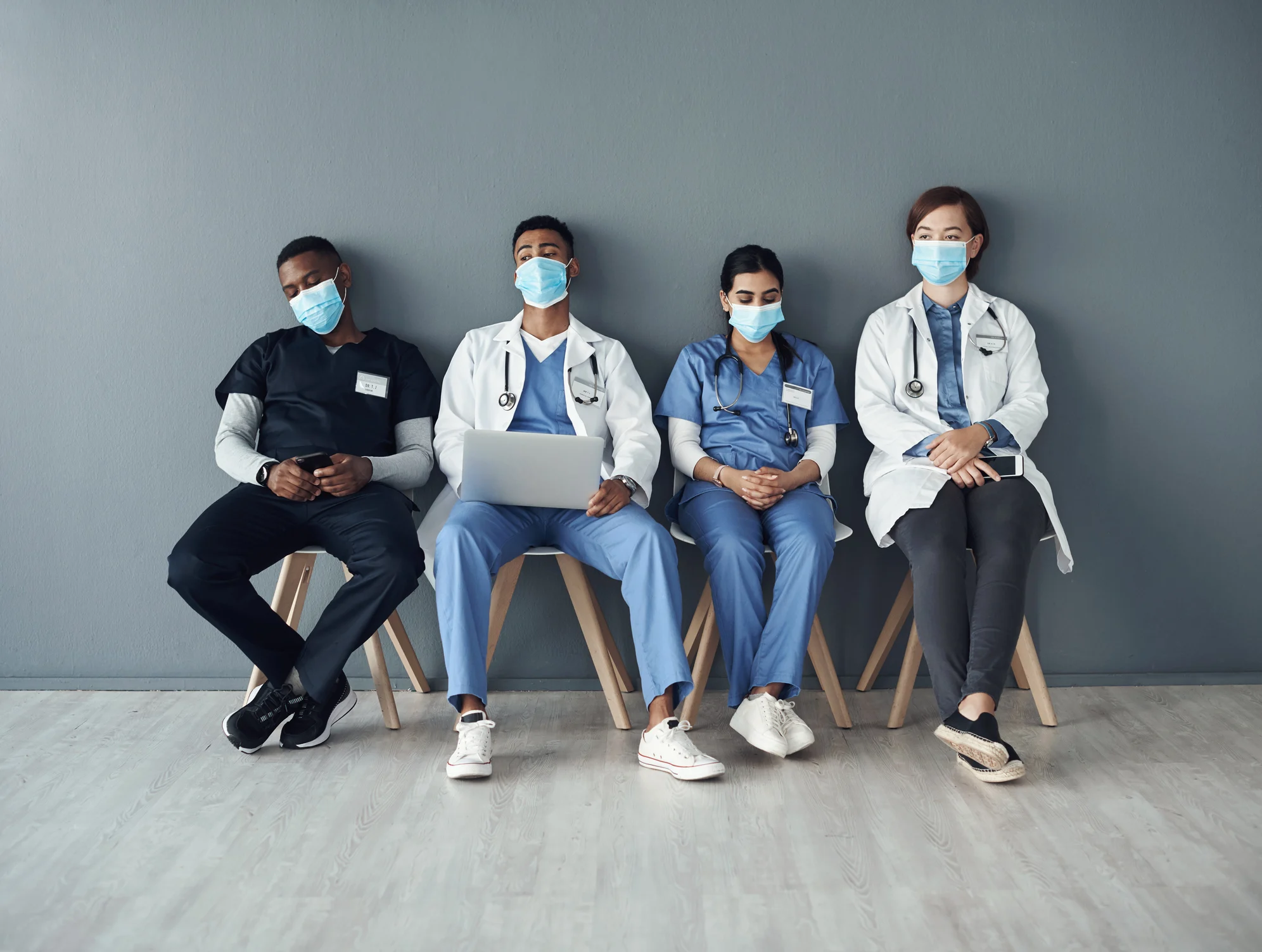 More than 300K healthcare providers dropped out of the workforce in 2021, report finds