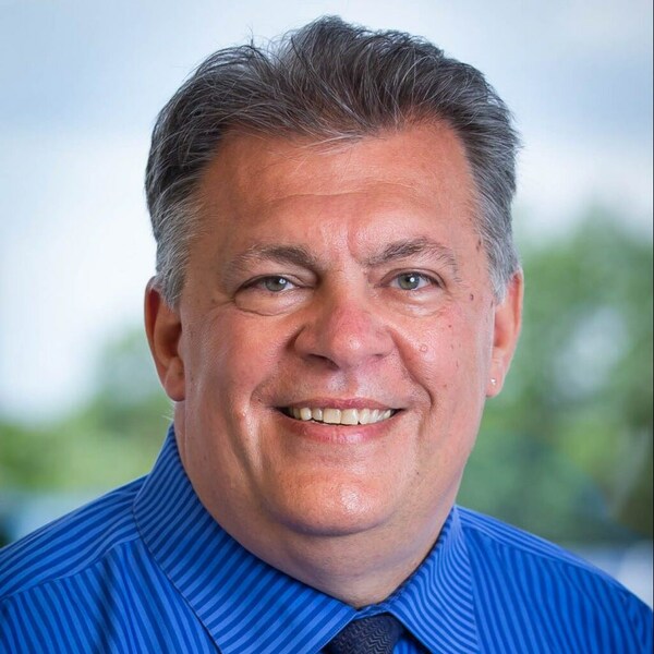 The Inner Circle Acknowledges, Paul Byrne, MD, FACOG as a Pinnacle Platinum Healthcare Professional for his contributions to the fields of Obstetrics and Gynecology