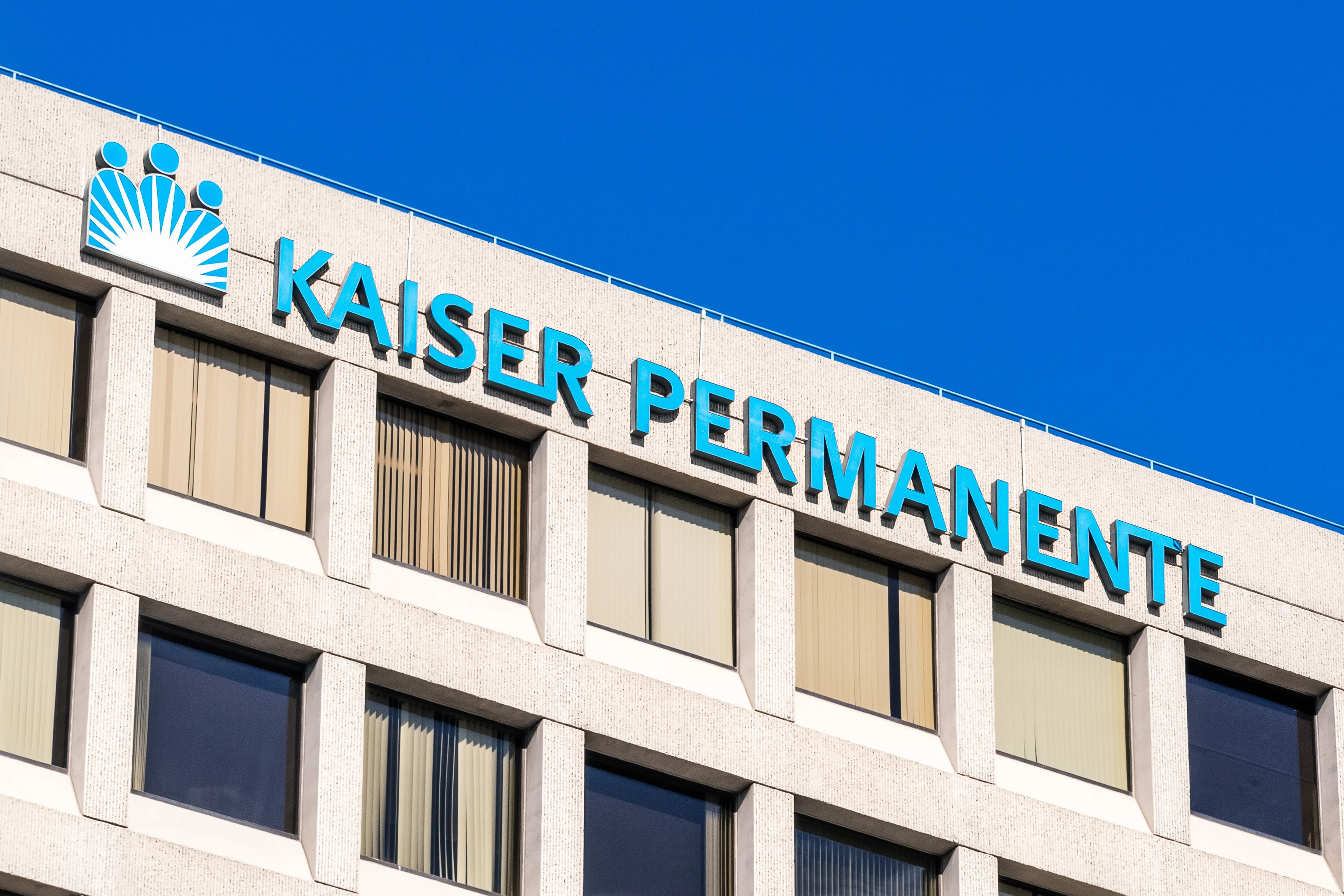 Kaiser Permanente averts strike as nurses win 22.5% pay hike in new deal
