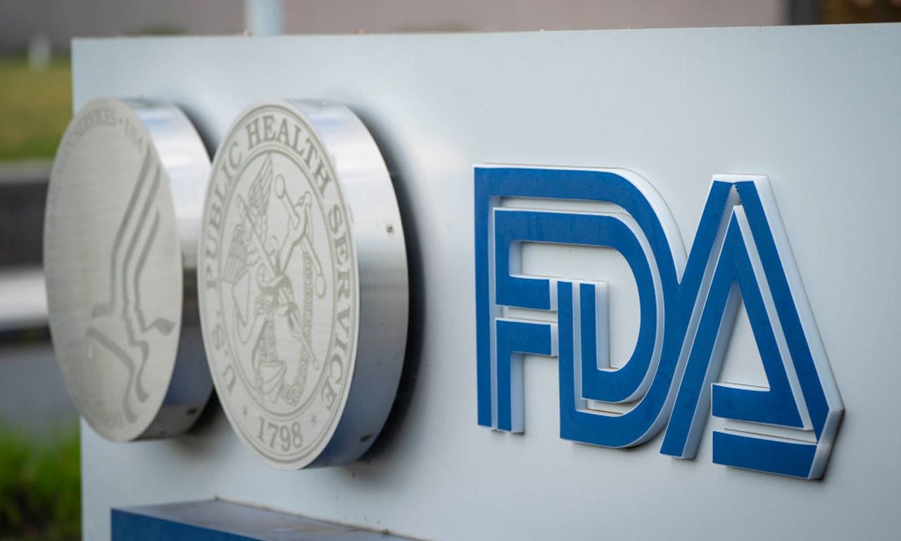 FDA turns down Outlook's ophthalmic version of Roche's Avastin over manufacturing, data shortfalls